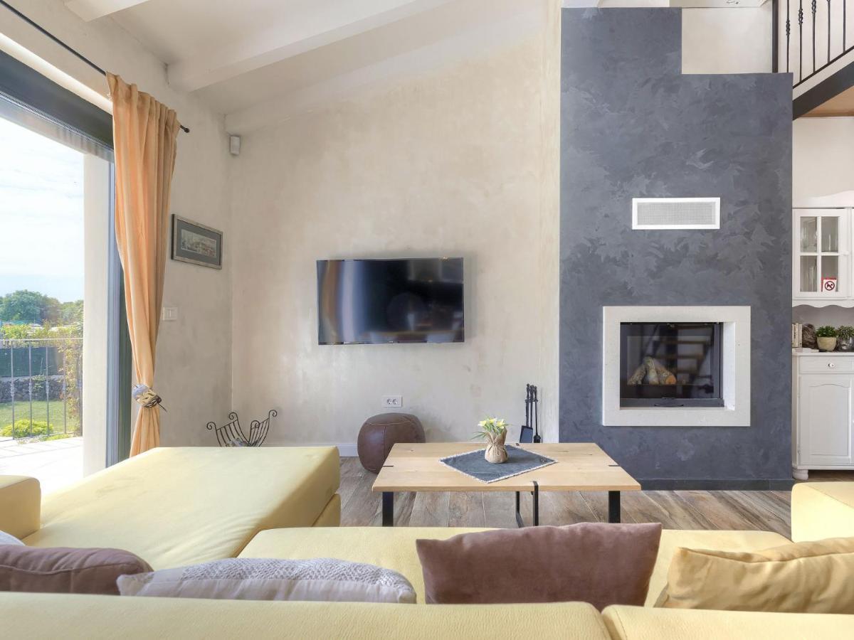 Bernard By Interhome